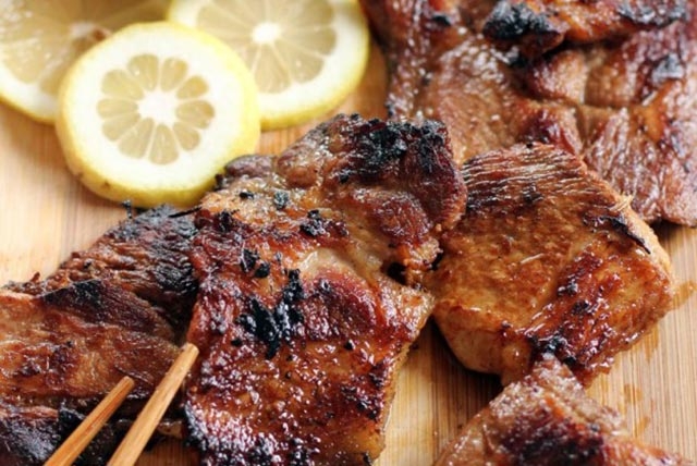 Vietnamesisch gegrilltes Schwein mit Zitronengras