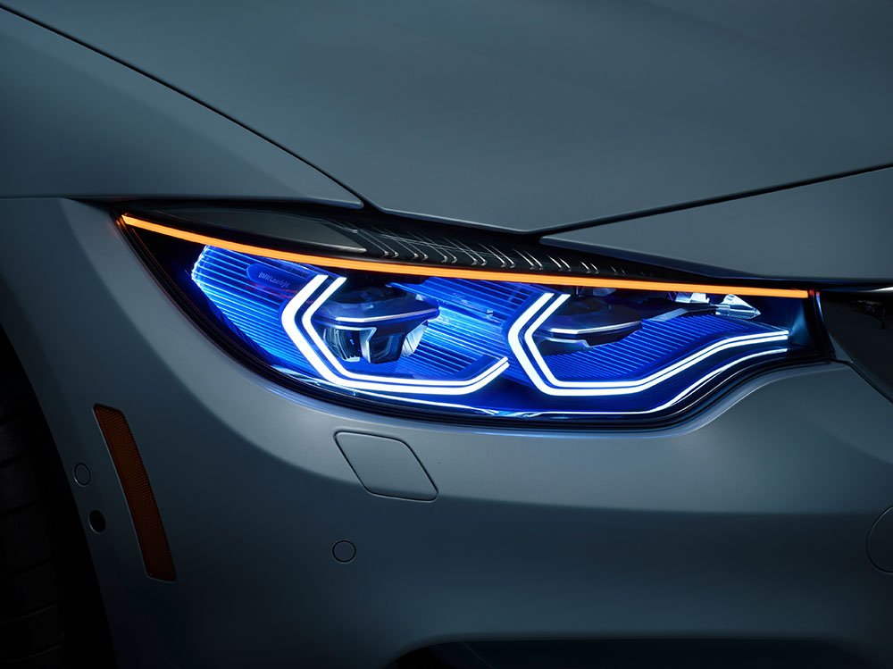 BMW M4 Concept – Iconic Lights 12