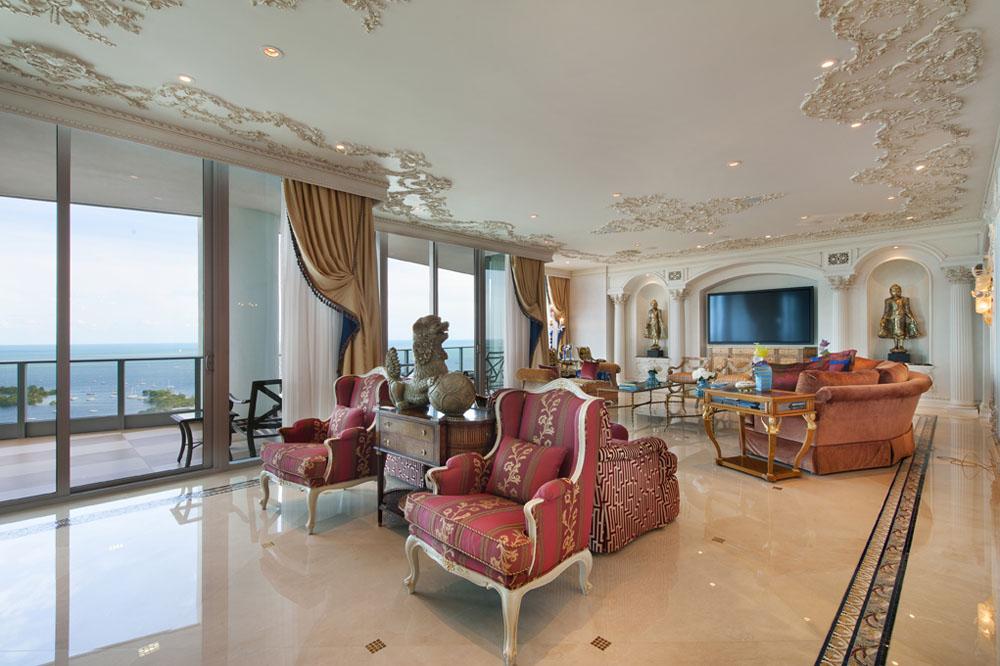 Grovenor House 2627 S Bayshore Drive 6