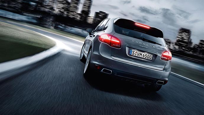 The 2014 Porsche Cayenne Platinum Edition 3