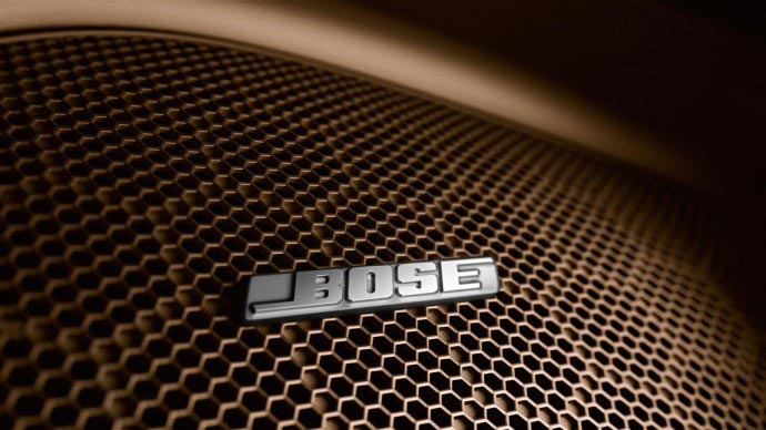 The 2014 Porsche Cayenne Platinum Edition 5