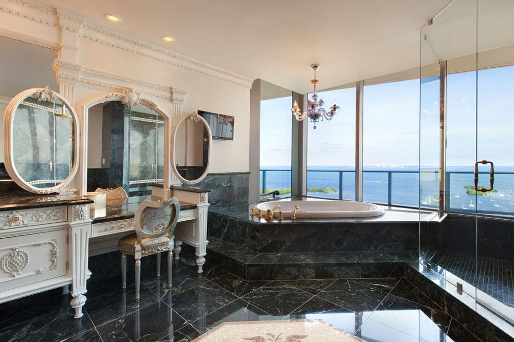 Grovenor House 2627 S Bayshore Drive 15