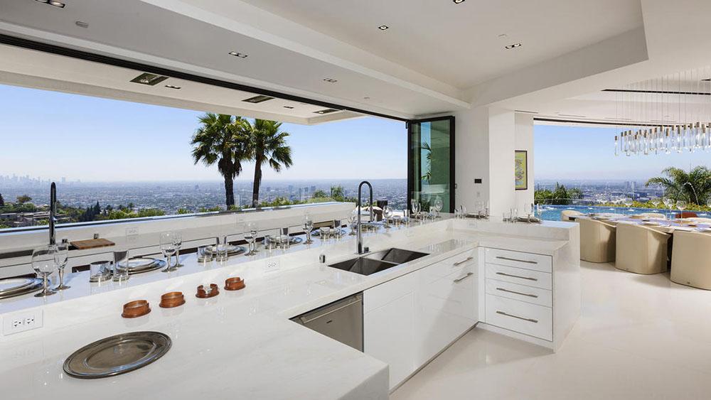 Beyonce and Jay Z Consider Buying L.A. Property for $85 Million 23
