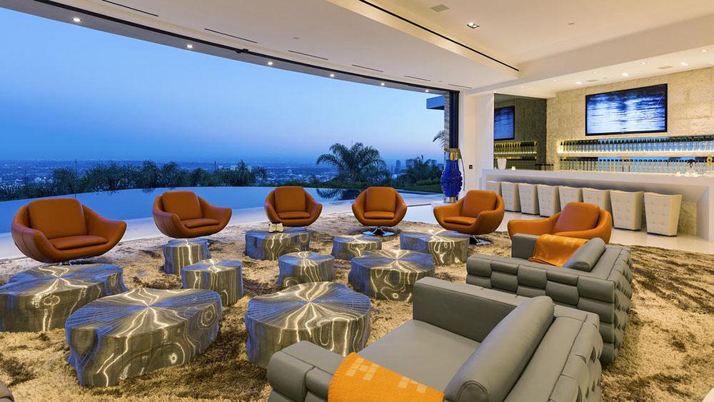 Beyonce and Jay Z Consider Buying L.A. Property for $85 Million 17