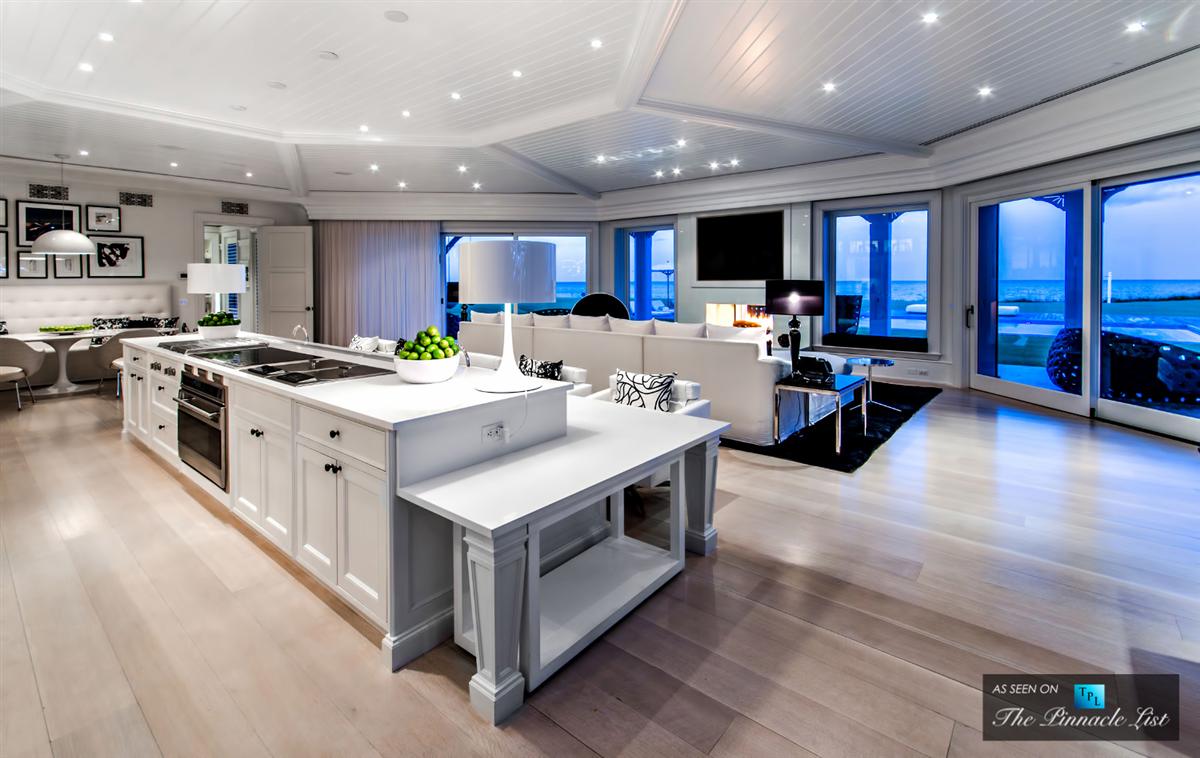 A Closer Look at Celine Dion’s Jupiter Island Mansion 11