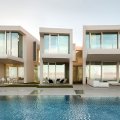 Ein Blick aufs Meer by Ramon Esteve Estudio