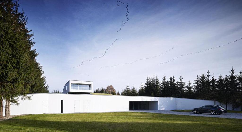Autofamily House by Robert Konieczny KWK Promes 12