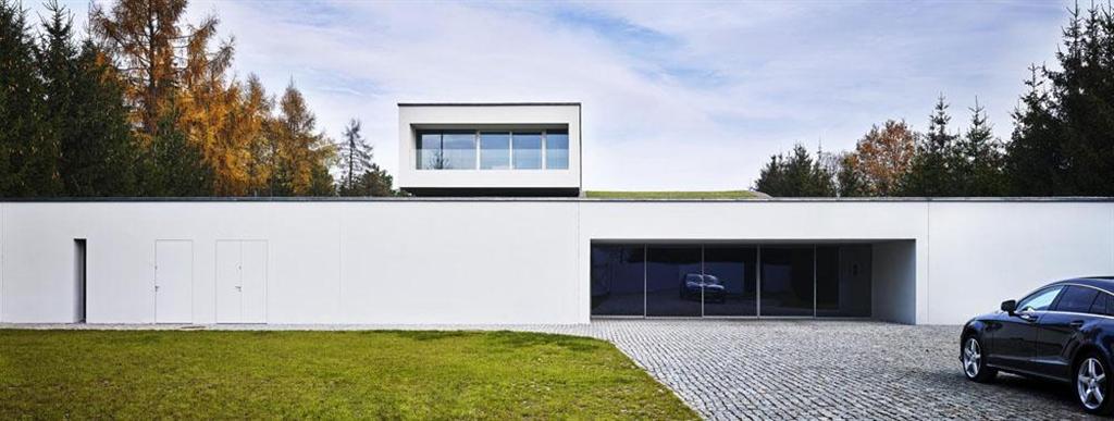 Autofamily House by Robert Konieczny KWK Promes 11