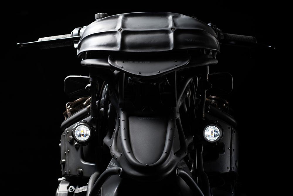 BMW Motorrad präsentiert Ignite Straight Six Project 8