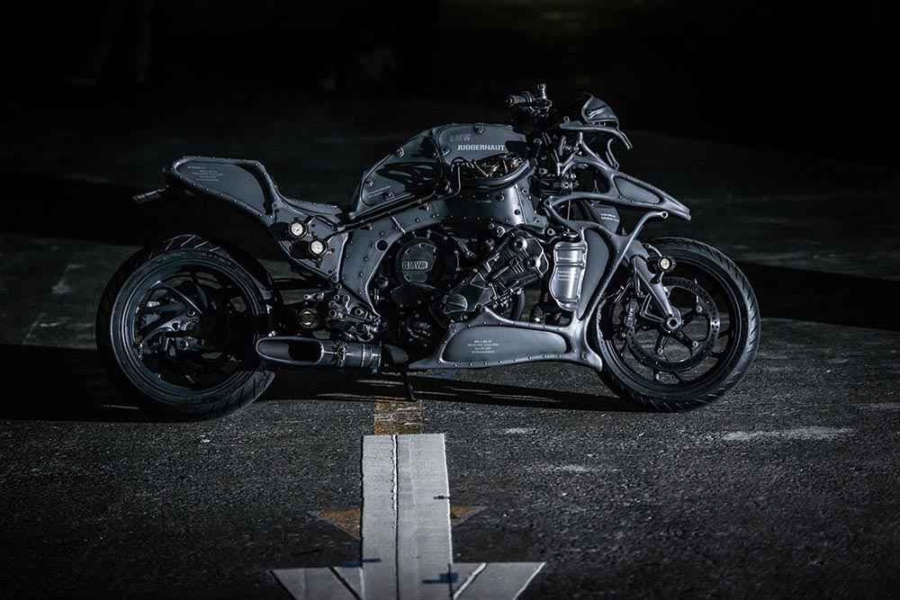 BMW Motorrad präsentiert Ignite Straight Six Project 12