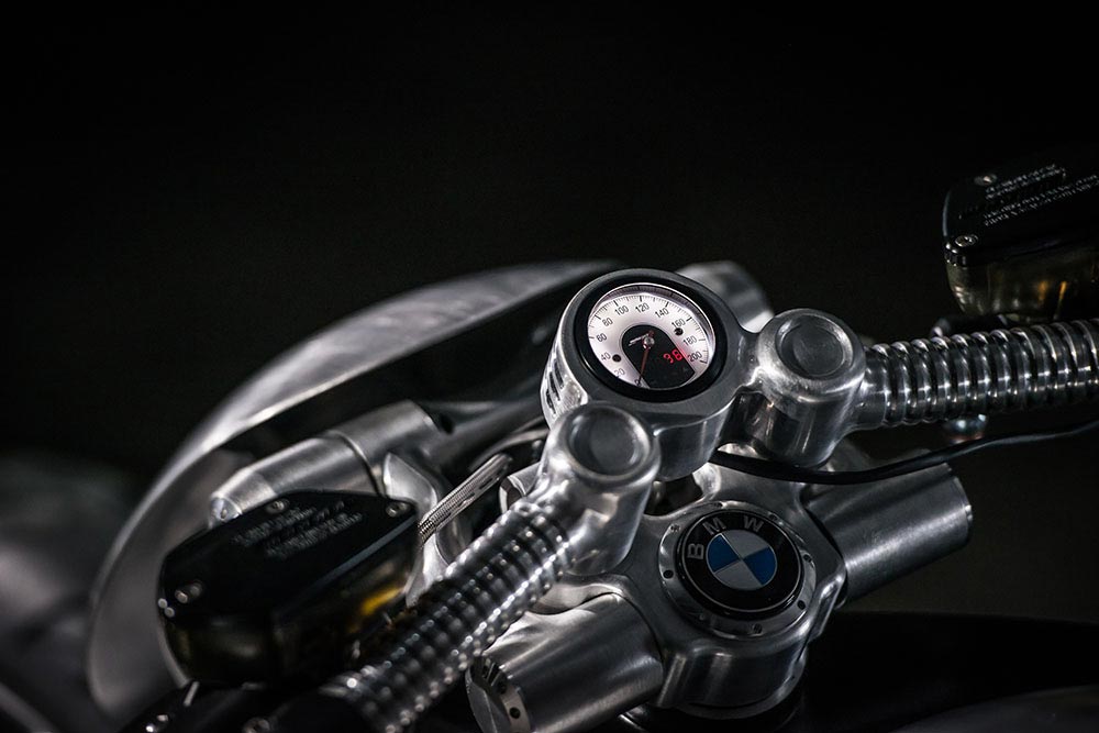 BMW Motorrad präsentiert Ignite Straight Six Project 20