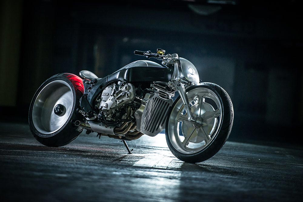 BMW Motorrad präsentiert Ignite Straight Six Project 22