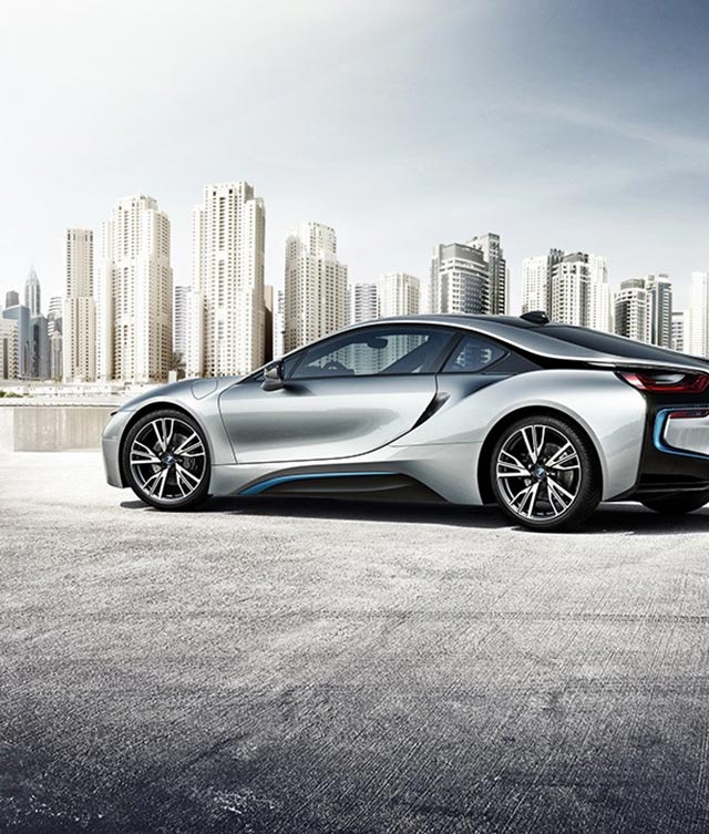 BMW-i8-Plug-in-Hybrid-Sports-Car-04