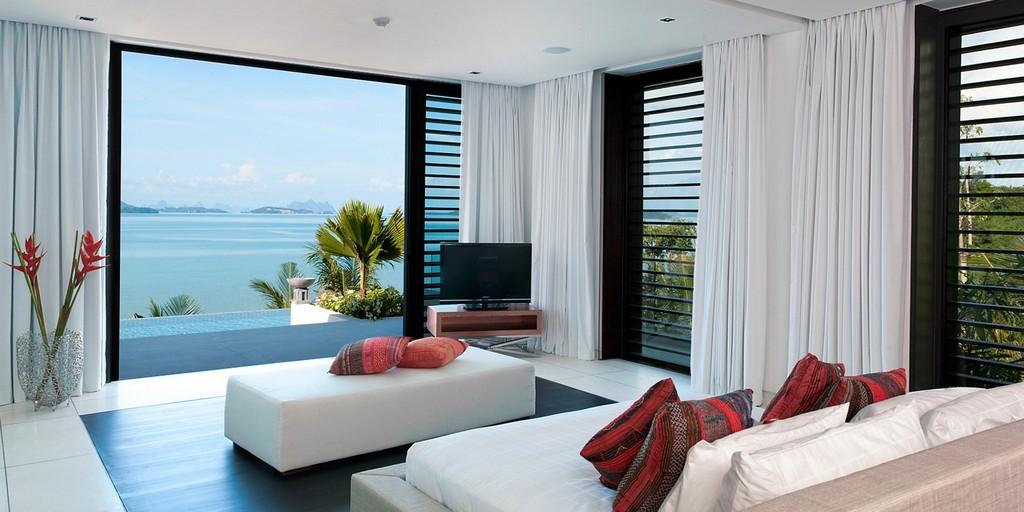 Fantastic Beachfront Villa in Phuket 13