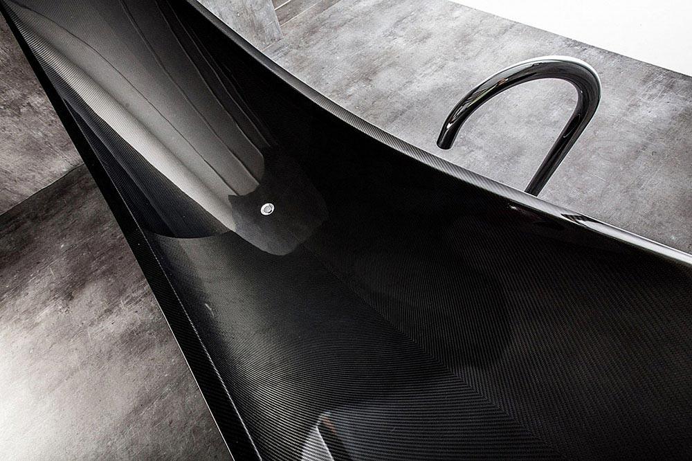 Carbon Fibre Vessel by Splinter Works 8