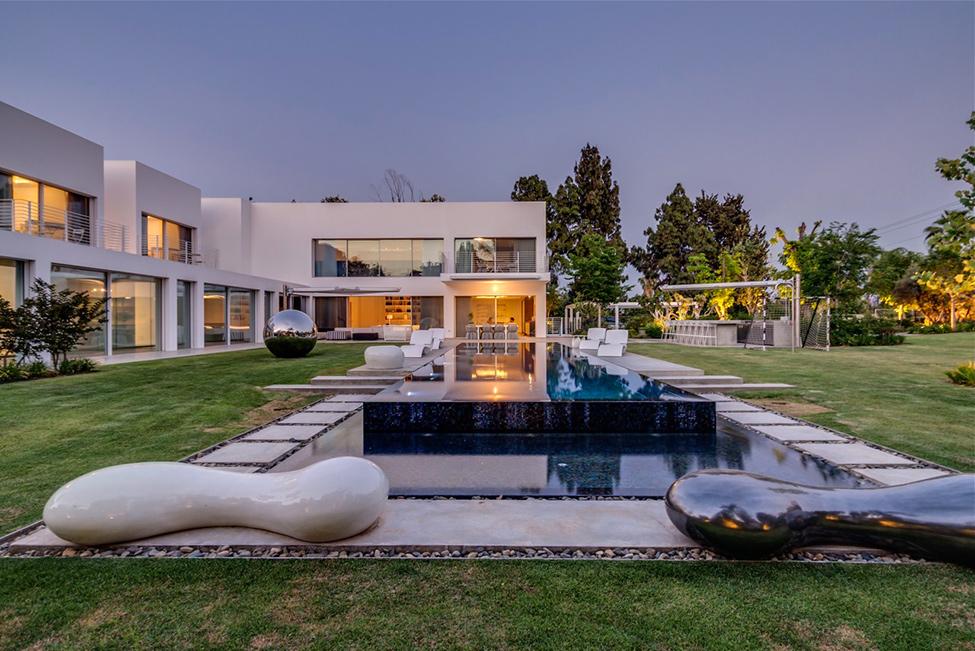 Cubes Villa by Nestor Sandbank 7
