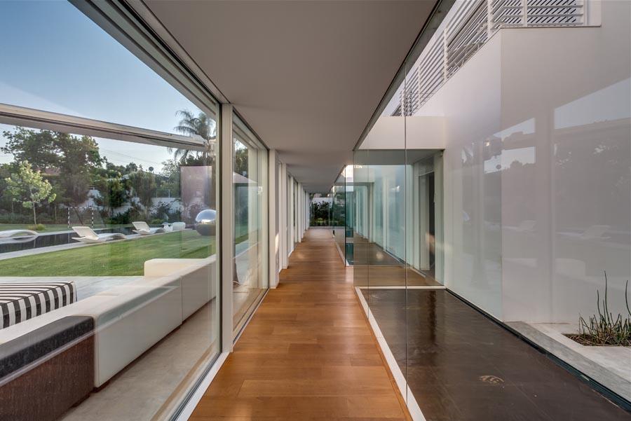 Cubes Villa by Nestor Sandbank 13