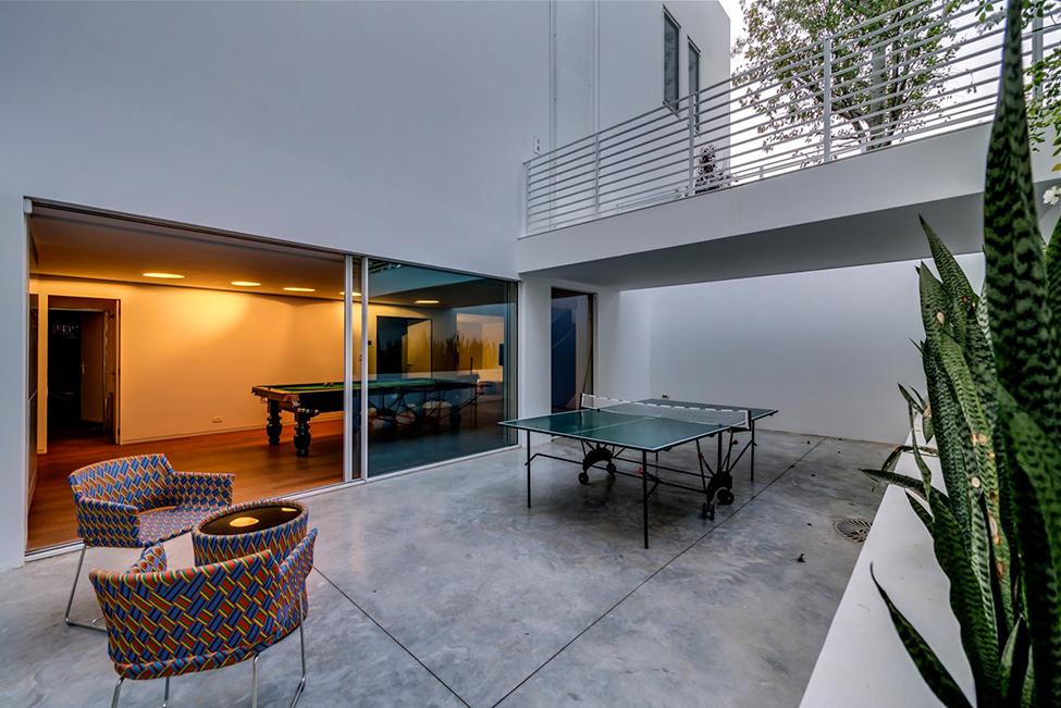Cubes Villa by Nestor Sandbank 19