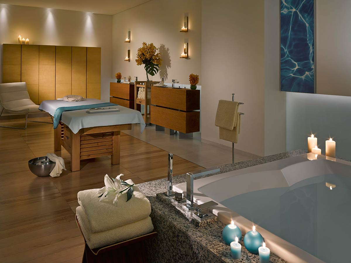Five Star Dusit Thani x Abu Dhabi 10