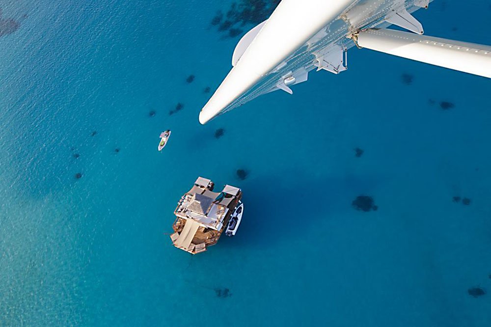 Floating-Bar-Cloud-9-Fiji-featured