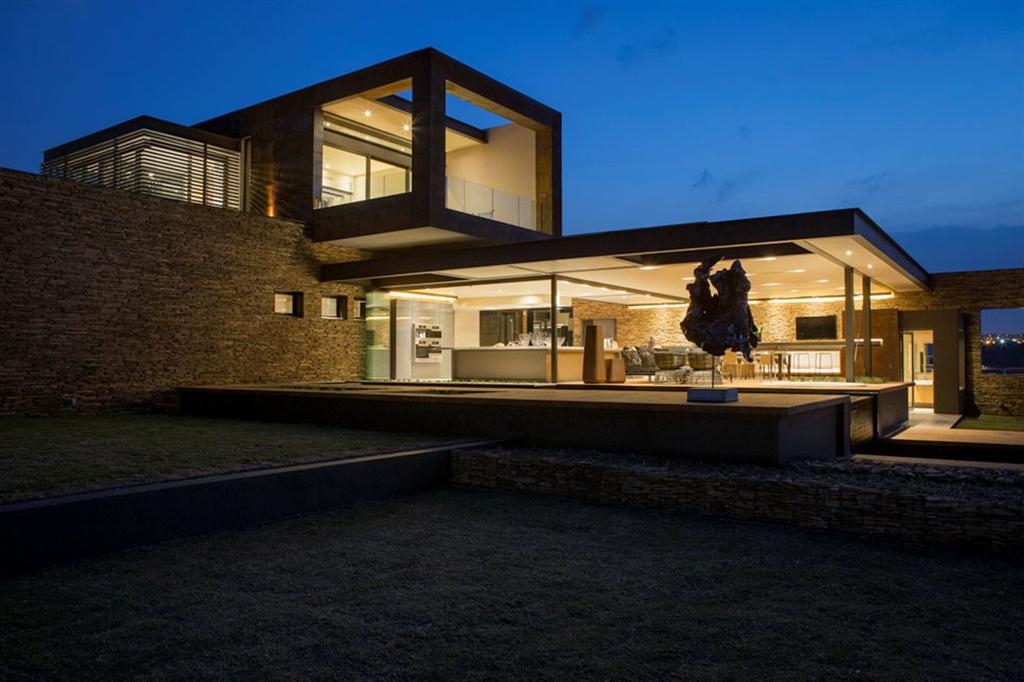 House Boz by Nico Van Der Meulen Architects 4