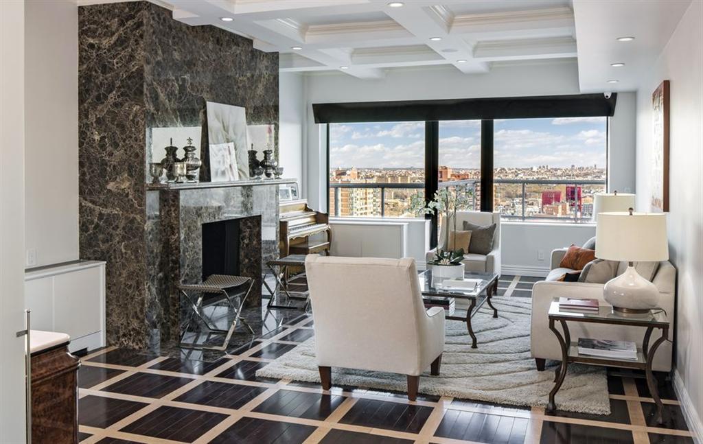 Inside Frank Sinatras NYC Penthouse 7