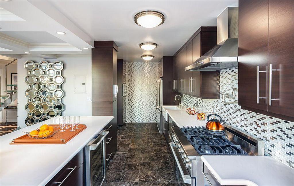 Inside Frank Sinatras NYC Penthouse 8