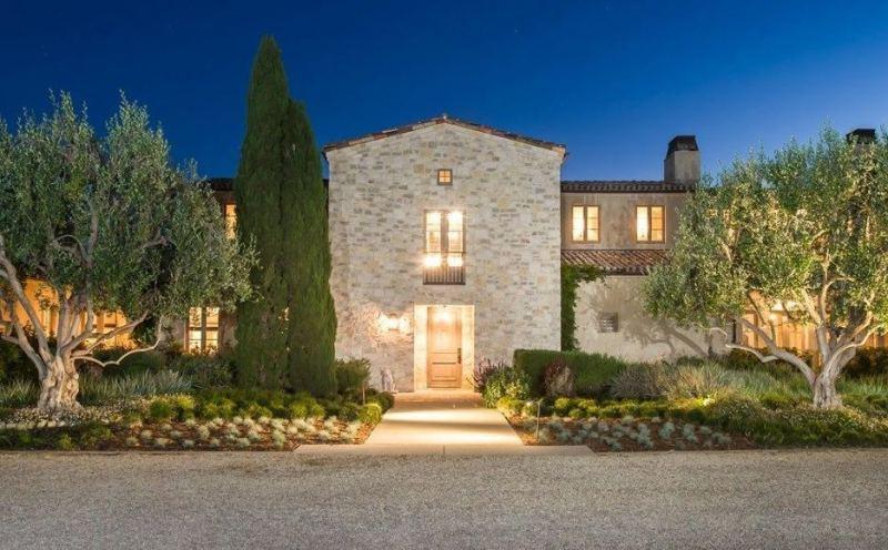 Lady Gaga’s Neues $23 Millionen Dollar Anwesen  in Malibu 5