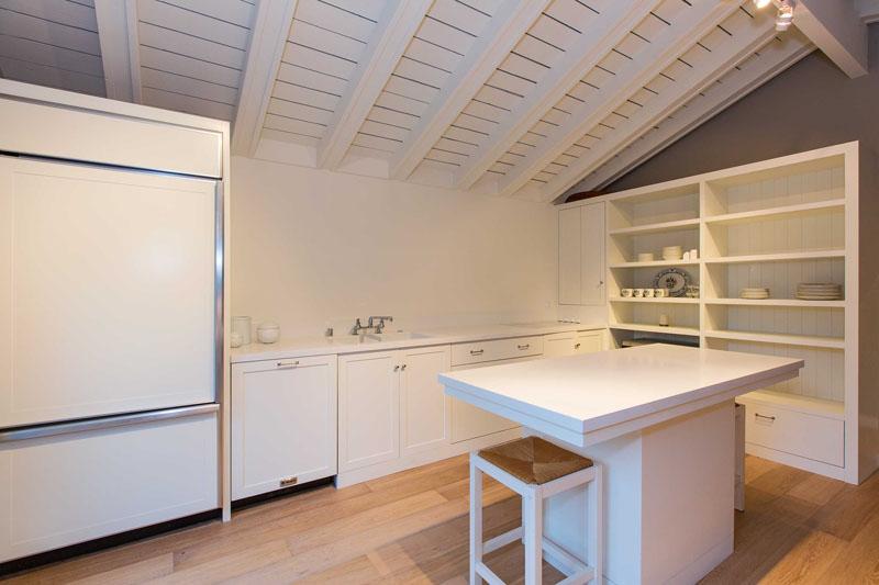 Inside Leonardo DiCaprio’s $17.35 Million Malibu Beach House 7