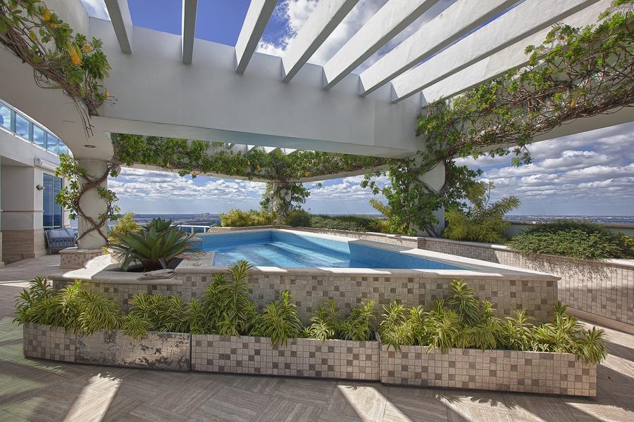 Pharrell Williams' Miami Penthouse 04