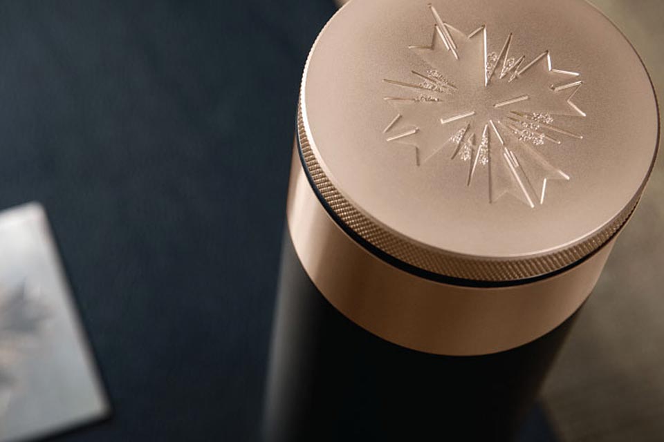 Jay-Z-and-Cohiba-Red-Dot-Partner-for-the-Launch-of-Comador-Cigars-01
