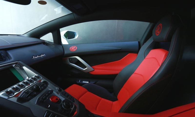 Lamborghini unveils Aventador The Jackie Chan Edition 3