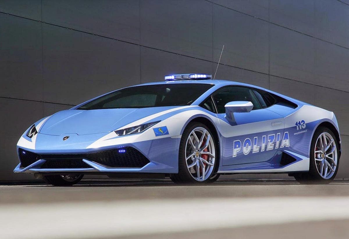 Lamborghini spendet Huracán an italienische Polizei 1