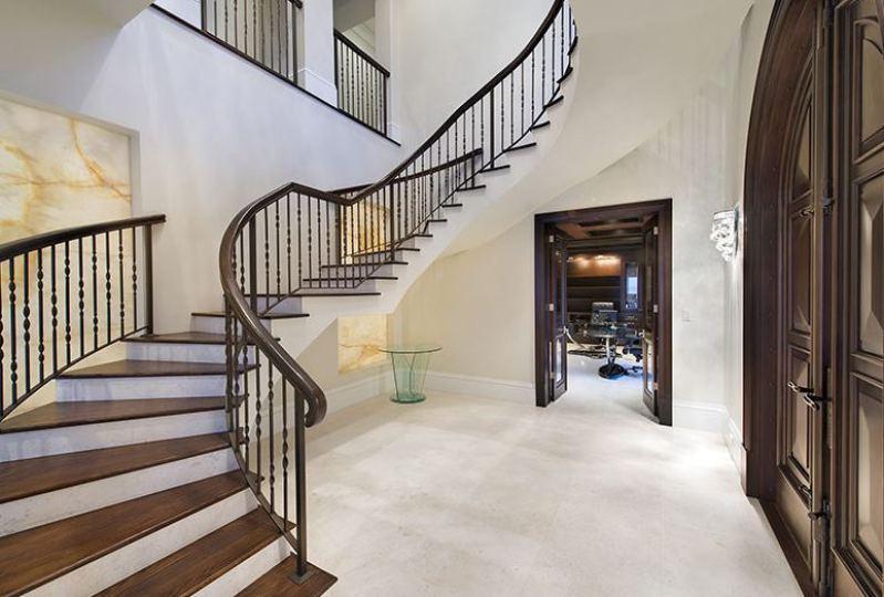 LeBron James sells his $17 Million Dollar Waterfront Mansion in Miami 9