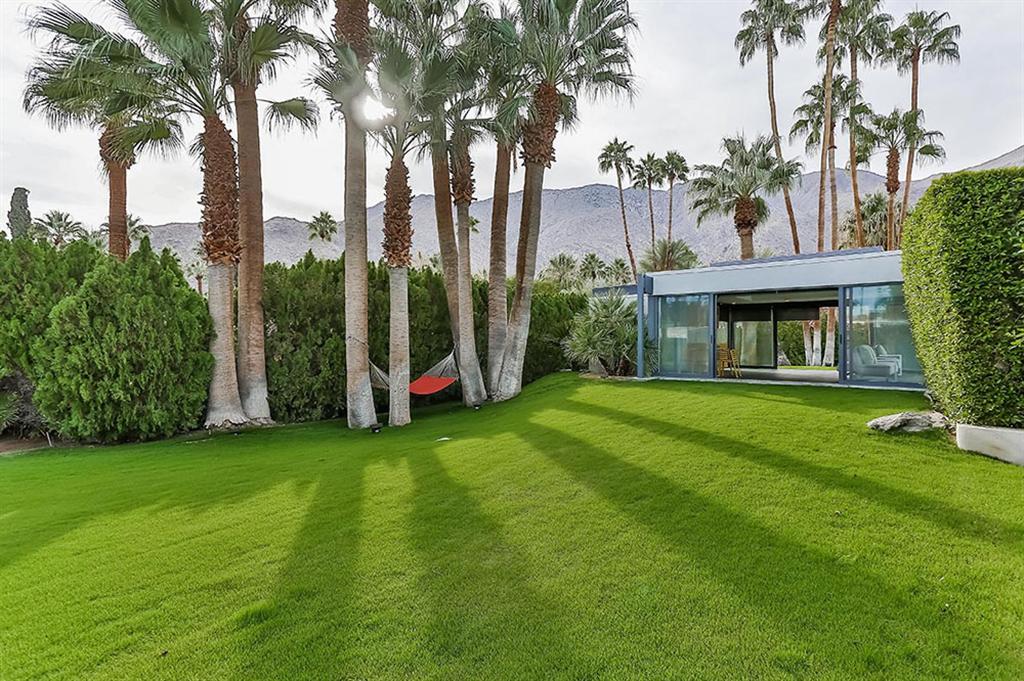 Leonardo DiCaprio’s Home Available For Rent 11