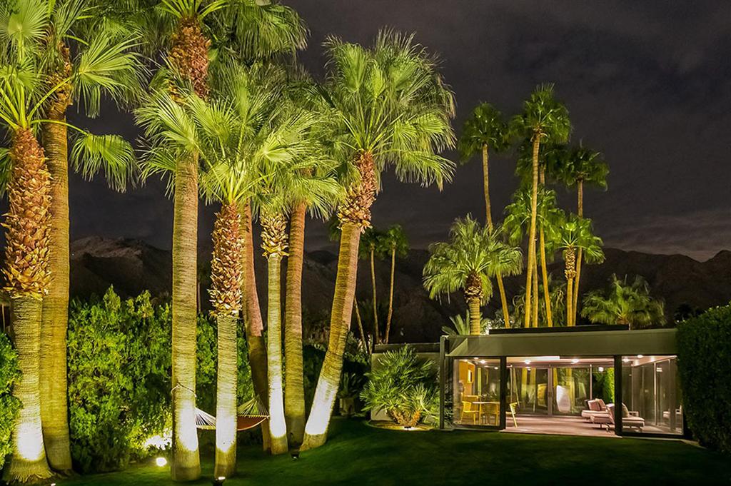 Leonardo DiCaprio’s Home Available For Rent 17