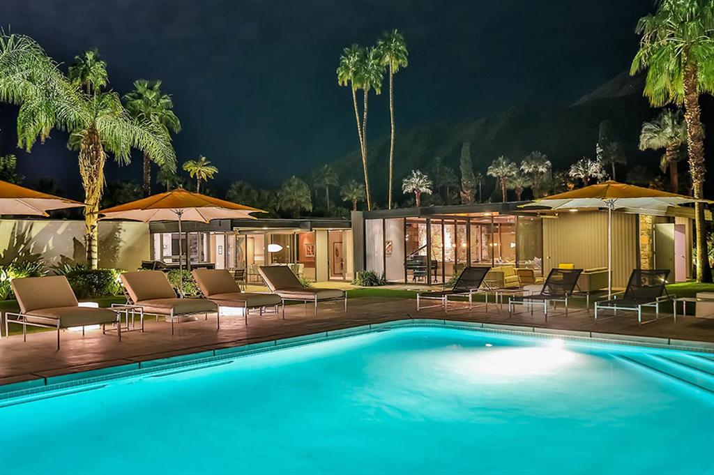 Leonardo DiCaprio’s Home Available For Rent 23