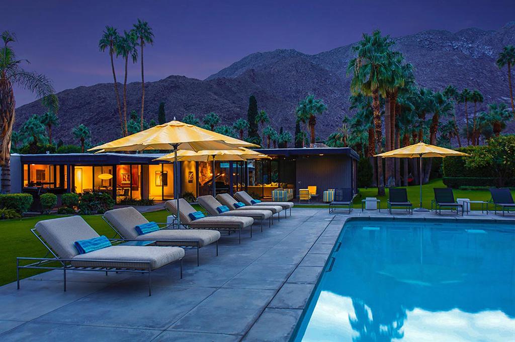 Leonardo DiCaprio’s Home Available For Rent 1
