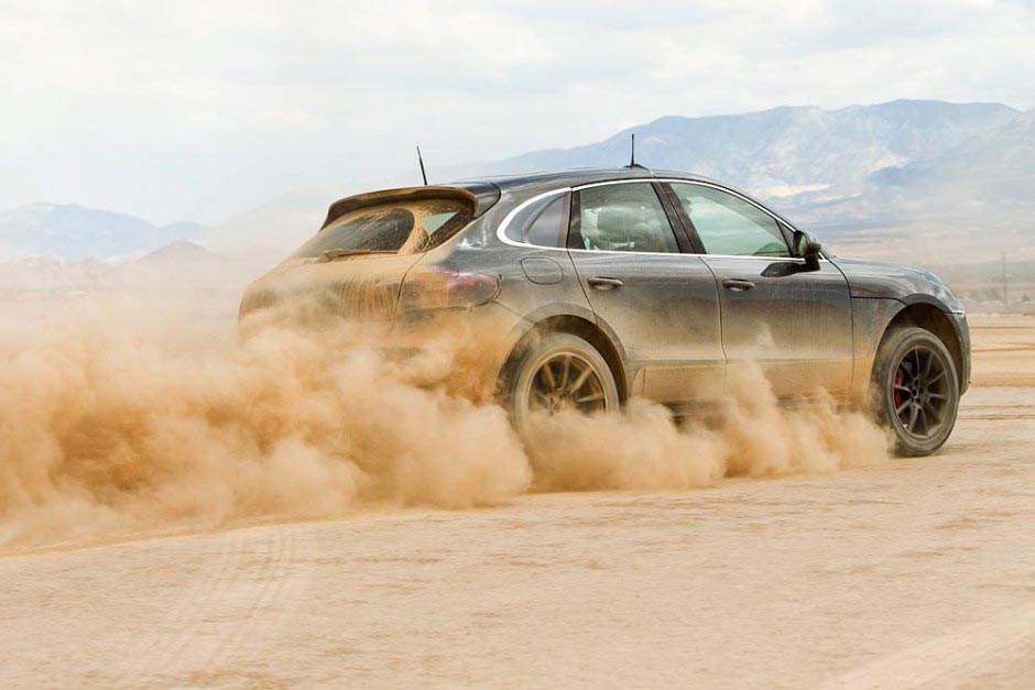 The brand new Porsce SUV: Macan 9