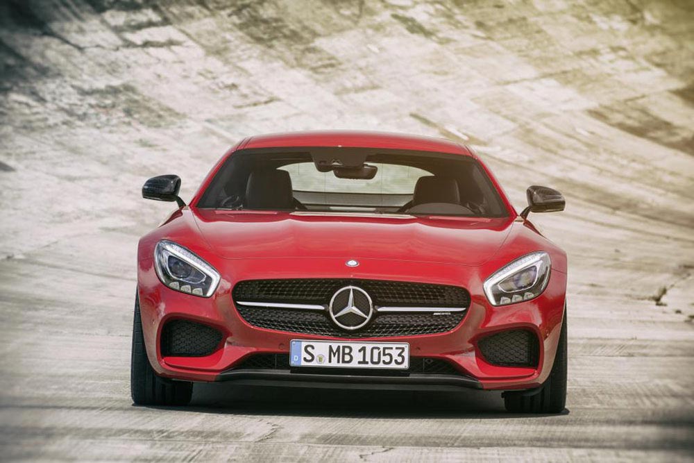 Schöne Proportionen: Der Mercedes-AMG GT x Fire Opal 9