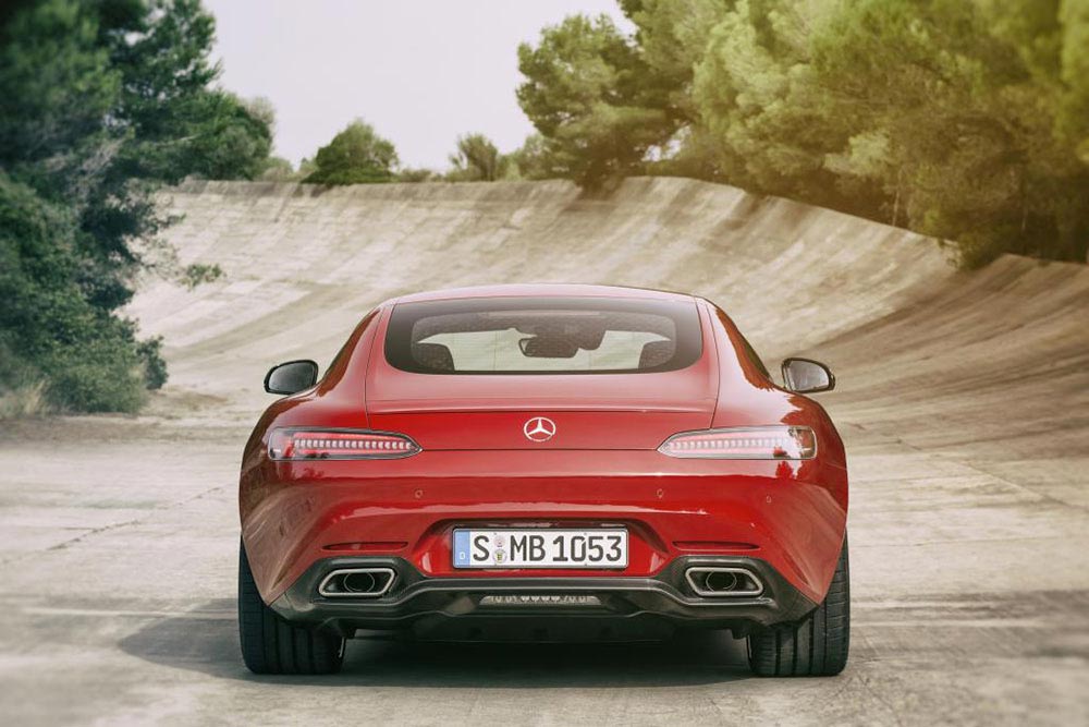 Schöne Proportionen: Der Mercedes-AMG GT x Fire Opal 10