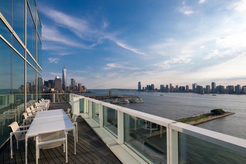 Modern Luxury in the Meatpacking District 10