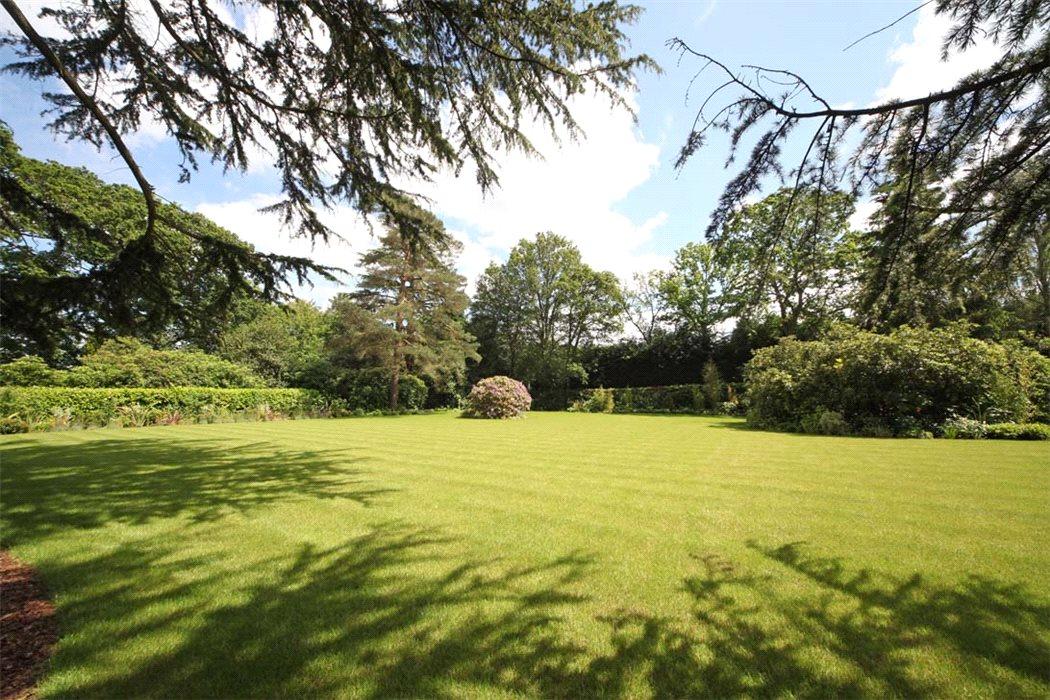 Neu trifft Alt x Die $27 Million Surrey Mansion 2
