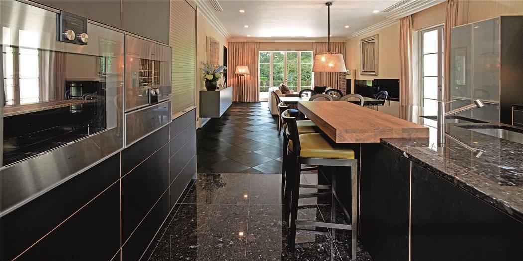Neu trifft Alt x Die $27 Million Surrey Mansion 9