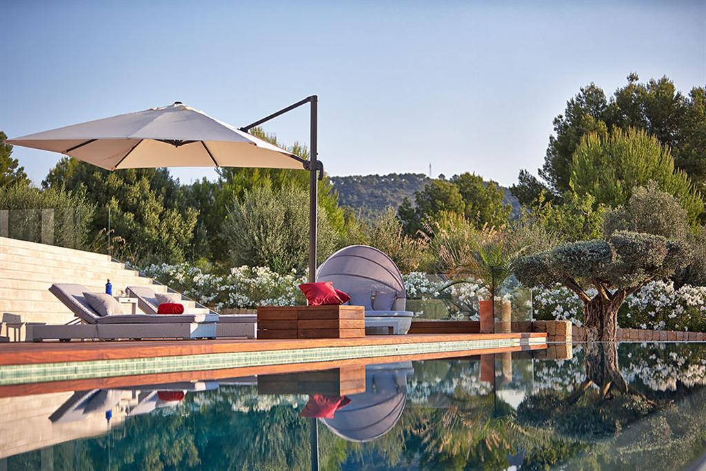 The Unique Origami House in Mallorca 10