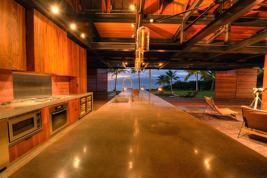 Peter Lik sells Honolua Bay Estate ‘AURA’ 5
