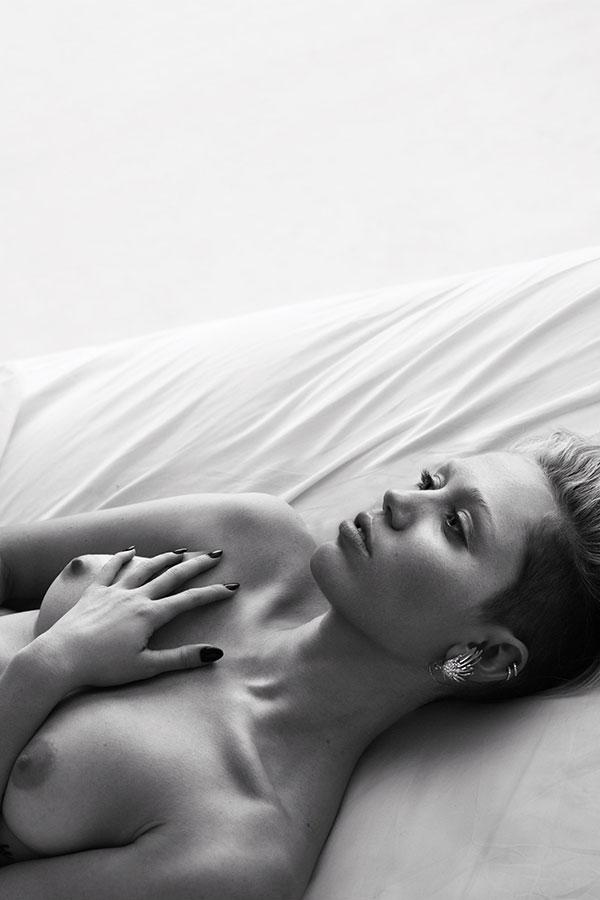 Sensual Pillow Tweets by Mert & Marcus 11
