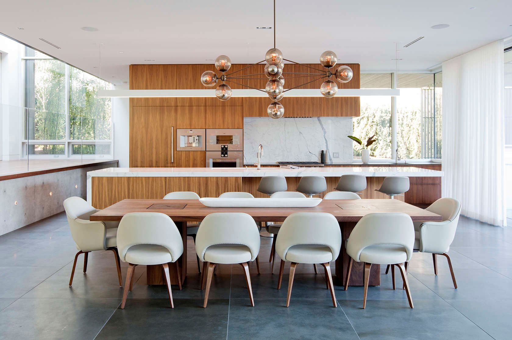 The Point Grey Residence by Evoke 10