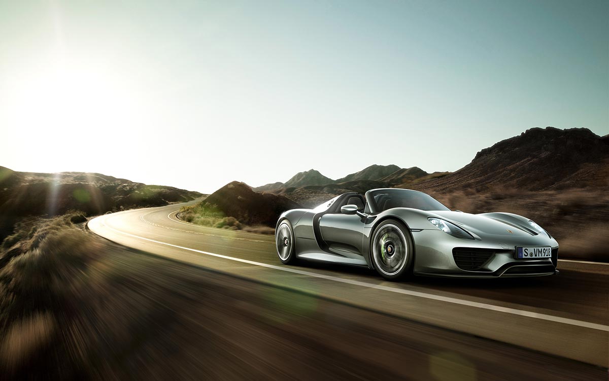 Porsche 918 Spyder Unveiled at Auto Guangzhou 2013 2