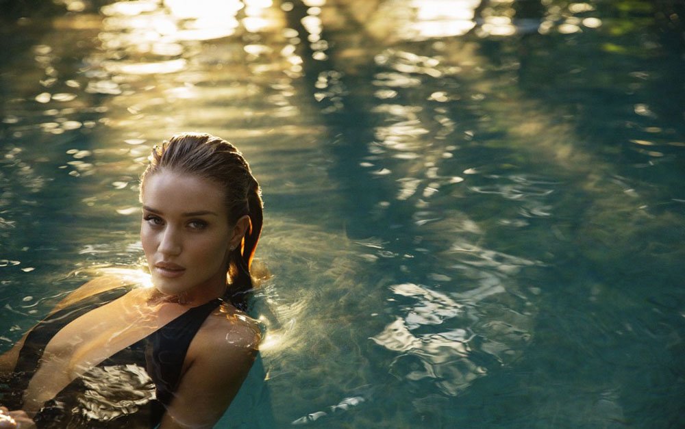 Rosie Huntington Whiteley by Simon Emmett 7